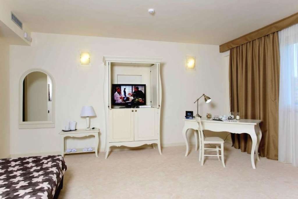 Virginia Resort & Spa - Adults Only Monteforte Irpino Room photo